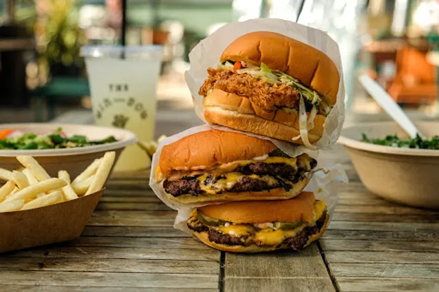 The Win~Dow Hollywood