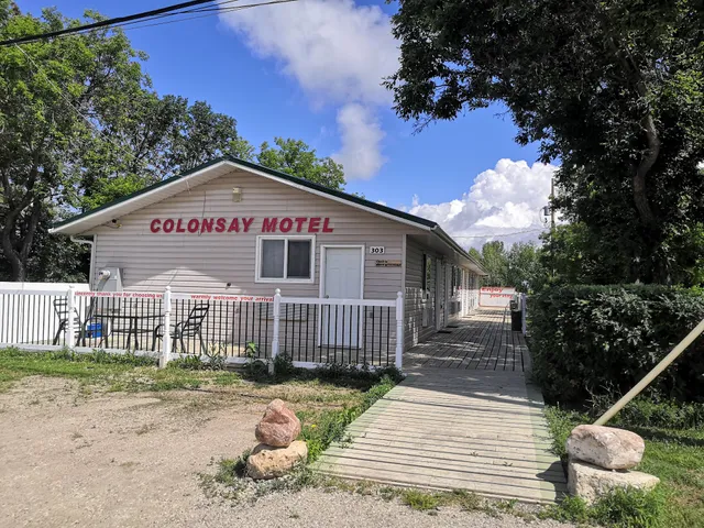 Colonsay Motel