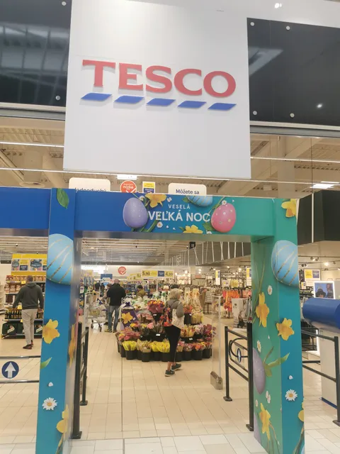 Tesco Hypermarket Bratislava Petržalka