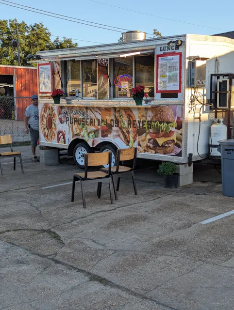 Pupuseria Los Reyes