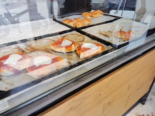 Ganci & Figli ~ Cornetteria - Panineria - Rosticceria