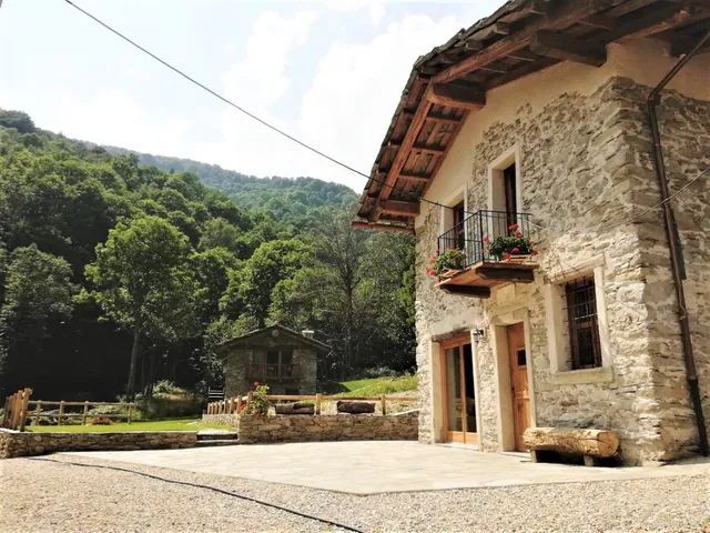 L'escola e Lou Mulin