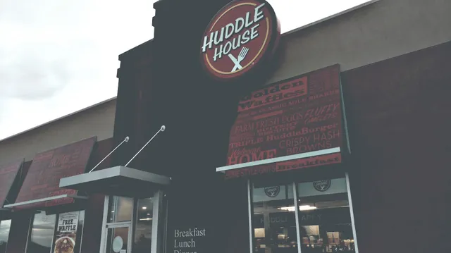 Huddle House