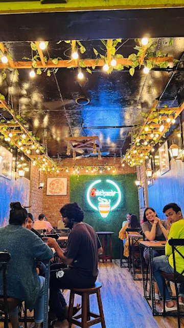 Baithack cafe Srusthi -Mira Road