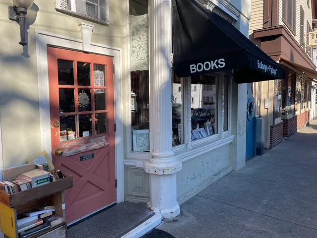 Bullseye Books-Flyboys