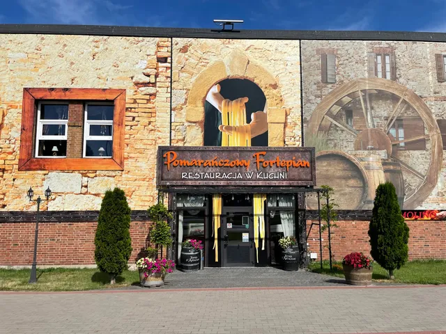 Pomarańczowy Fortepian