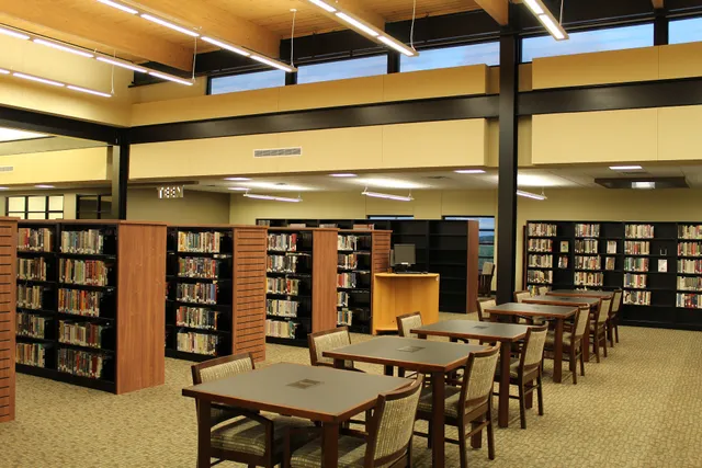 Roanoke Public Library