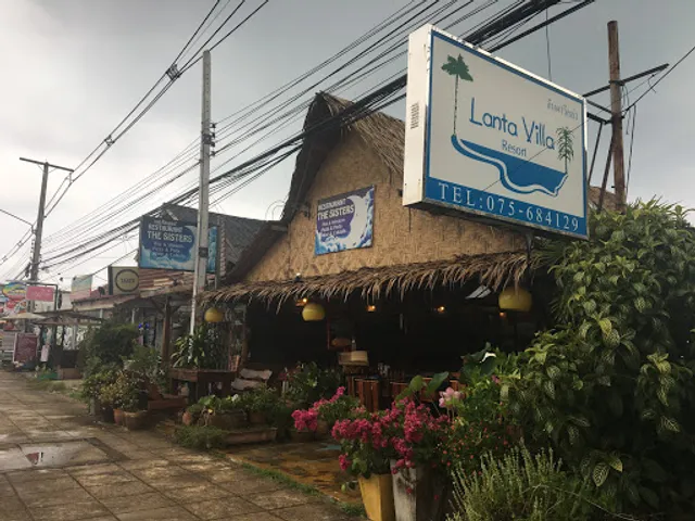 The Sisters Restaurant & Bar