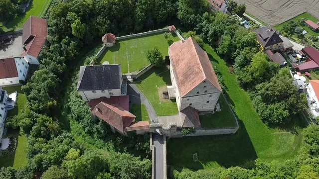 Schloss Burggrumbach