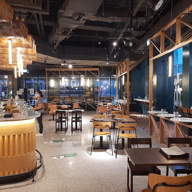 Harry's Resorts World Sentosa