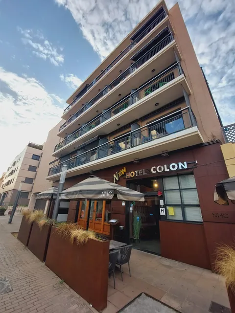 New Hotel Colón