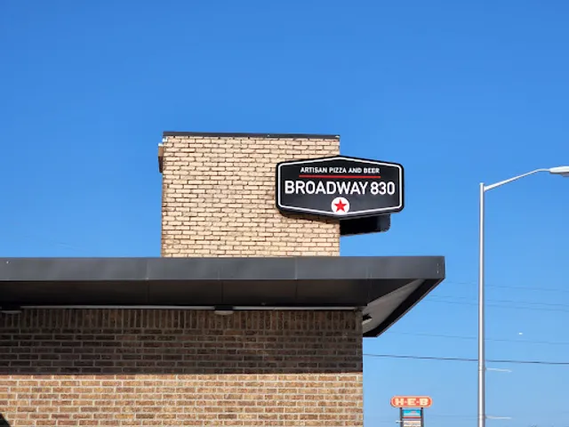 Broadway 830