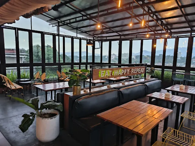 The Teras Dara Restaurant & Lounge