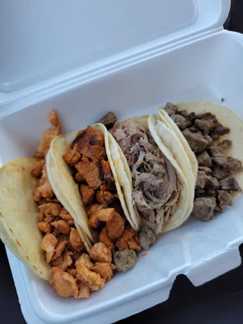 El Tacazo Taco Stand