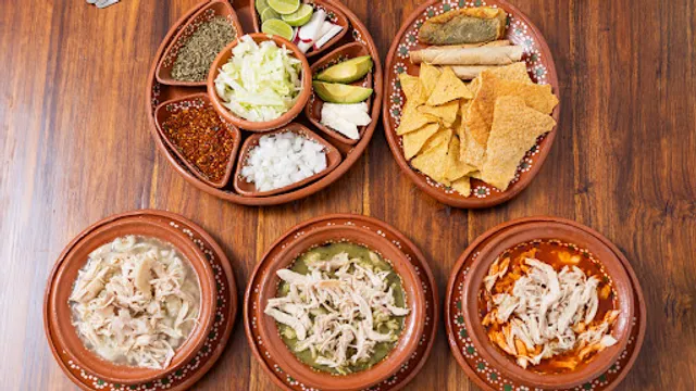 LA CHILAPA POZOLERIA