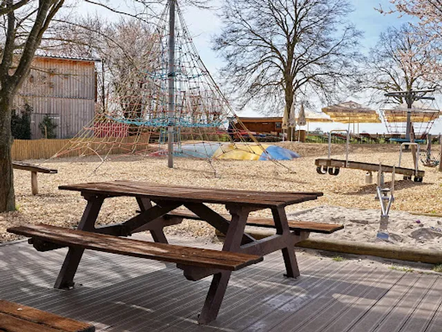 Baumhaus der Biergarten