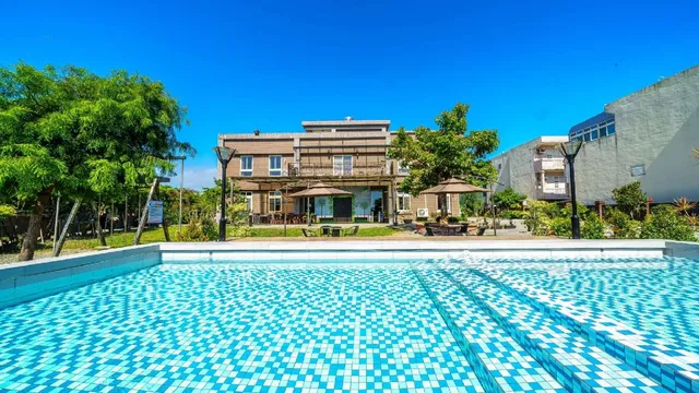 CC House 宜蘭包棟泳池民宿