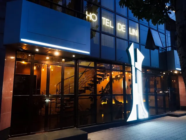 DeLin Hotel And Tours