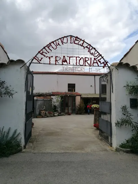 rifugio dell'aquila trattoria pizzeria