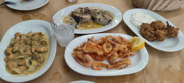 ΟΥΖΕΡΙ Ο ΠΑΠΑΔΗΣ ΜΠΟΤΣΑΡΗ - Βόλος - Εστιατόριο Βόλος,Καλύτερα θαλασσινά Βόλος,Μεζεδοπωλείο Βόλος,Ουζερί Βόλος,Μεζέδες Βόλος