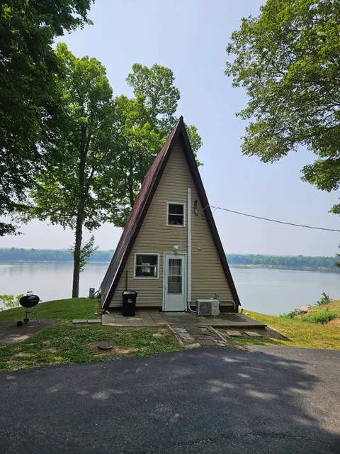 Cave-in Rock Kaylors Cabin B