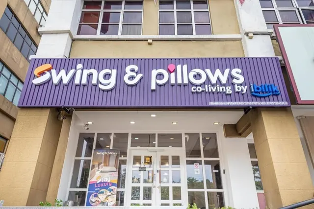 Swing and Pillows @ Jalan USJ 10/1A, Subang Jaya