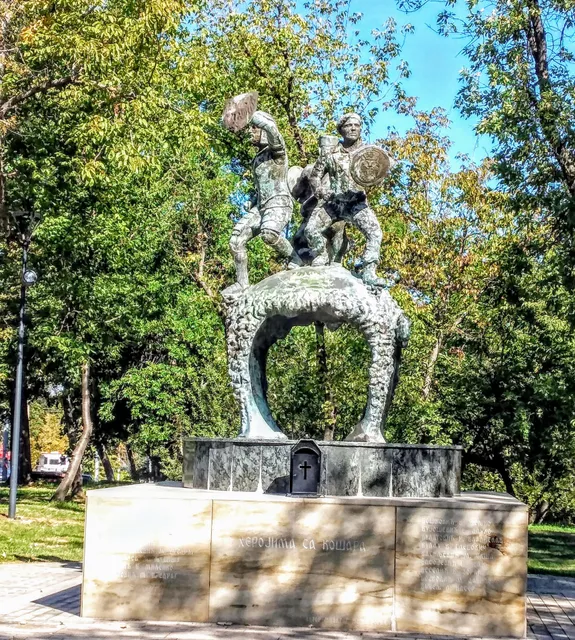 Monument to heroes of Košare
