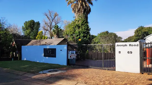 The Wild Peach - Menlyn