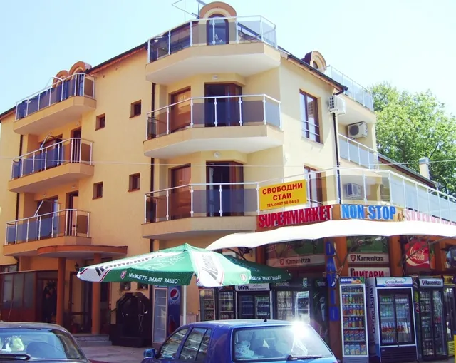 Family hotel Denevi