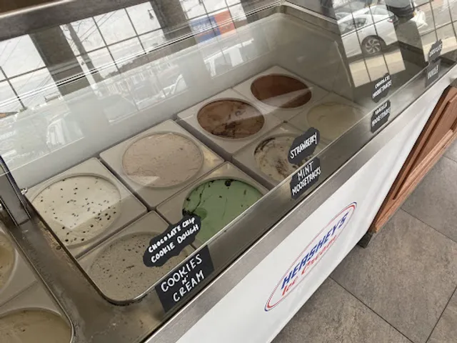 Fat Ernie's Cheesesteaks