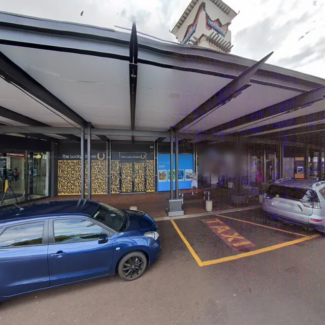 William And J Patisserie