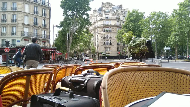 BISTROT DE LA TOUR EIFFEL
