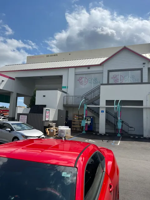 El Car Wash - Little Havana