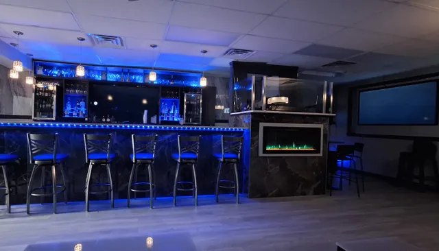 UpTop Lounge and Events