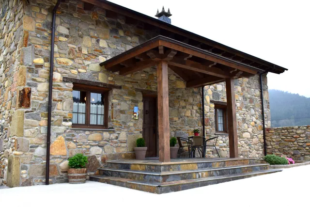 Apartamentos Rurales "POSADA DE LAS HOCES"