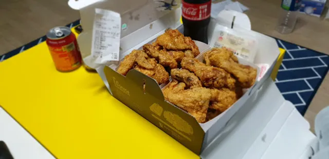 호식이두마리치킨 국동점