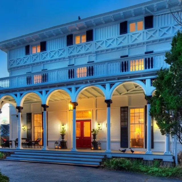 The Hamilton Hoppin House (Formerly Villa 120 Inn)