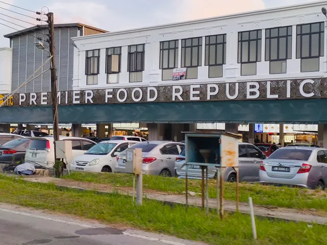 Premier Food Republic @ Tasik Biru, Bau