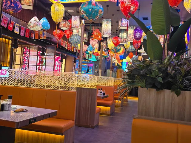 QIQIHARY SUSHI KOREAN BBQ TRES AGUAS