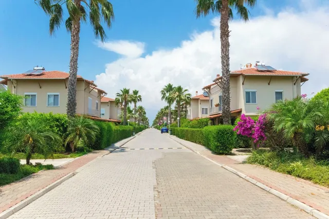 Paradise Town Villas