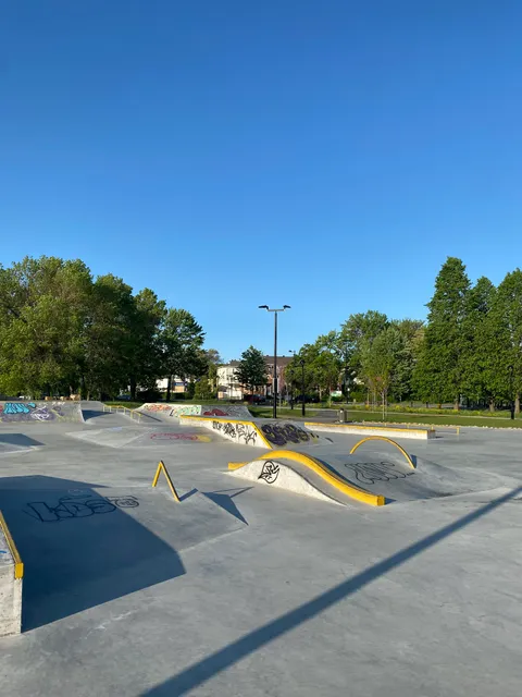 Honoré-Mercier Park skatepark