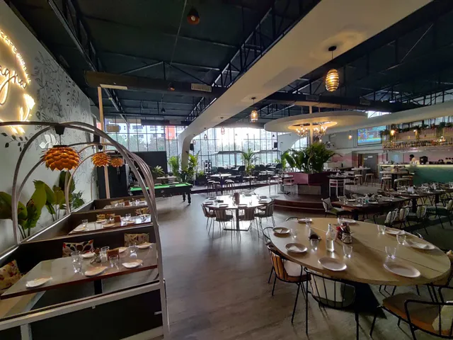 Magna Bar And Kitchen