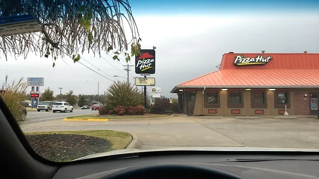 Pizza Hut
