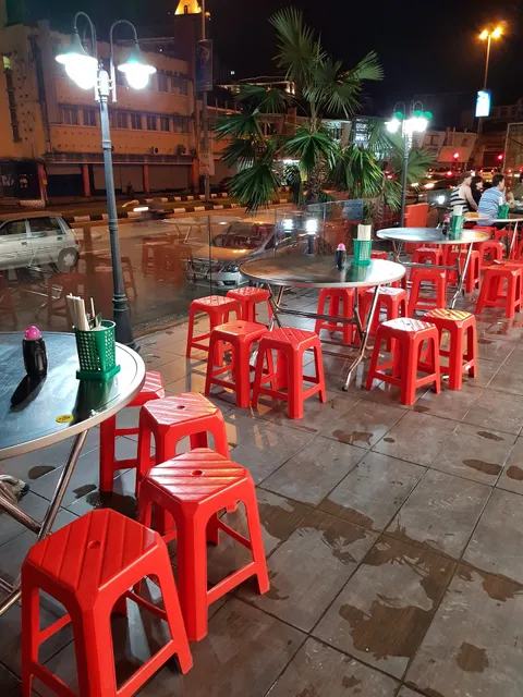 大旺芽菜鸡 Tai Wang Ipoh Chicken Kuey Teow Soup