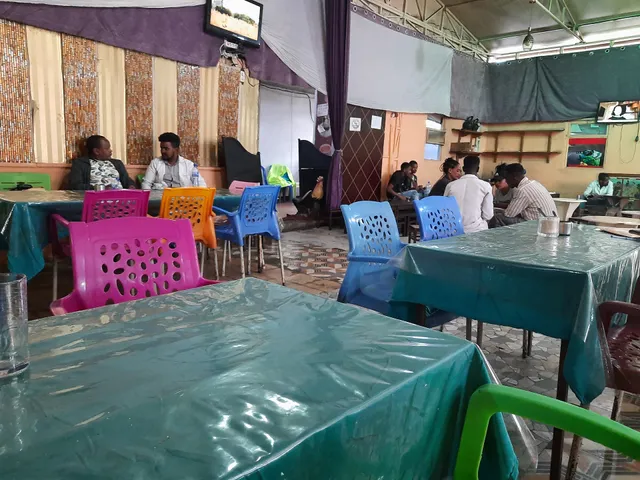 ፈለቀ ተካ የምግብ መስተንግዶና የሰርግ አዳራሽ