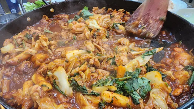 닭이봉춘천닭갈비