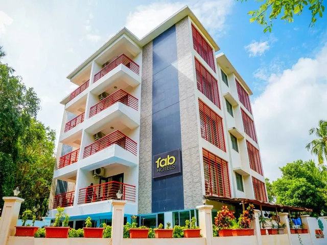 Arotel Rooms & Suites