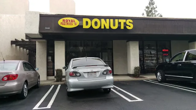 Royal Pastries 'n' Doughnuts