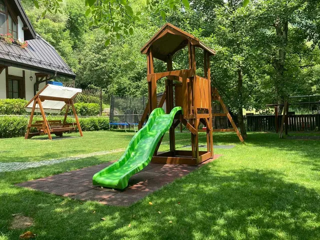 Apostolite Family Hotel & Restaurant