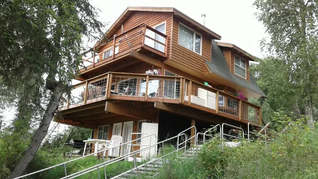 Bill White's Alaska Sports Lodge